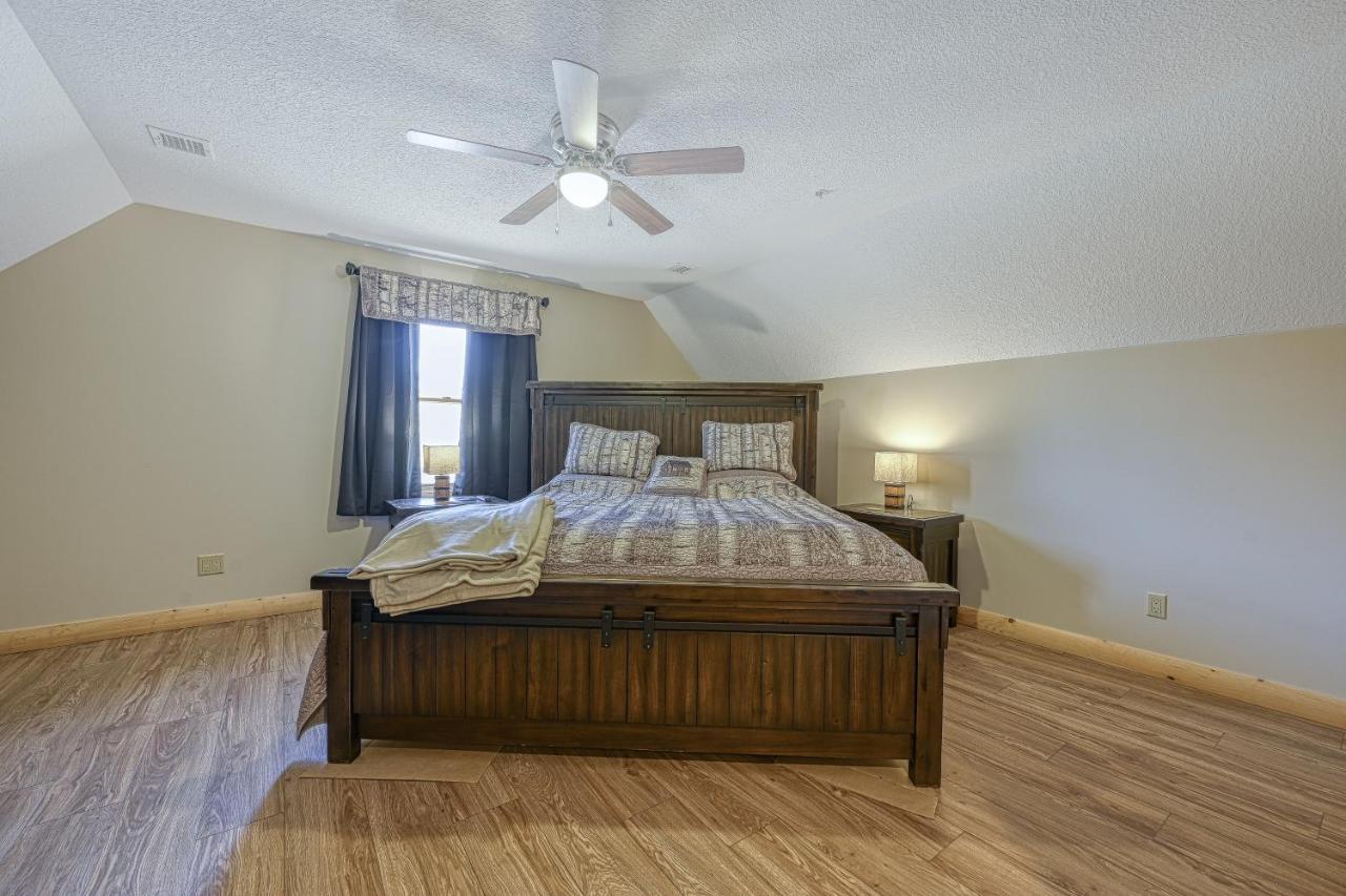 Curb-Free Chalet McHenry Bagian luar foto