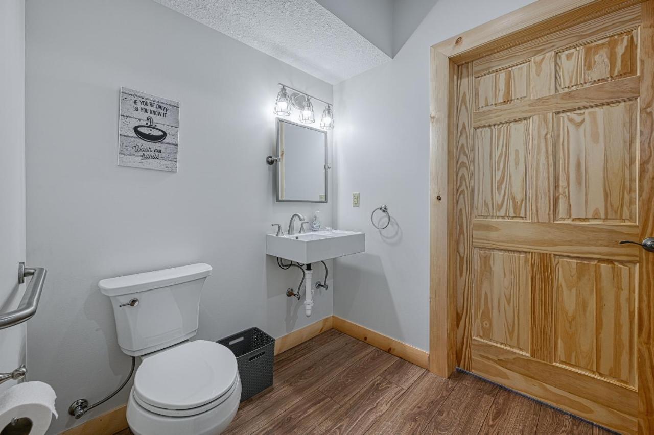 Curb-Free Chalet McHenry Bagian luar foto